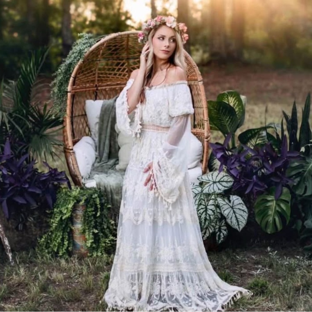 Custom bohemian cream lace maternity photo shoot dress - BRAND NEW